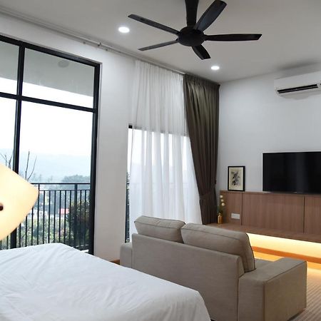 Jenderam Hill Villa Сепанг Екстериор снимка
