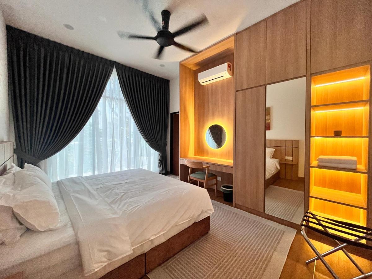 Jenderam Hill Villa Сепанг Екстериор снимка