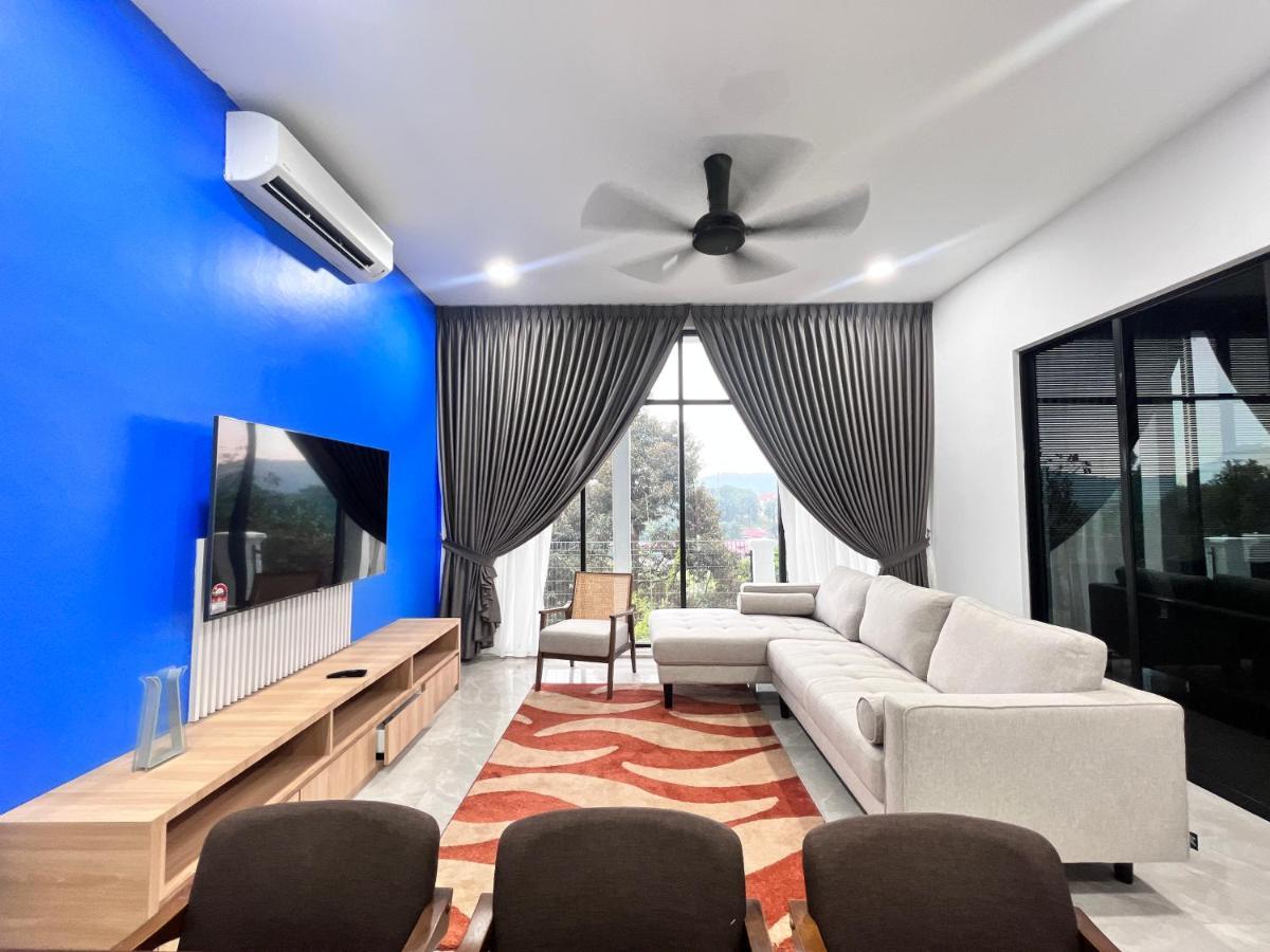 Jenderam Hill Villa Сепанг Екстериор снимка
