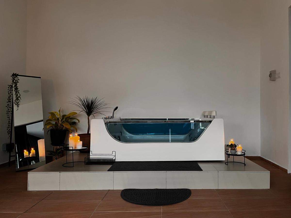 Jenderam Hill Villa Сепанг Екстериор снимка